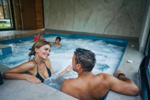 入住Espacio Resort - Pool & Spa的客人