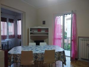 A seating area at Casa del mare Ligure Borgio Verezzi