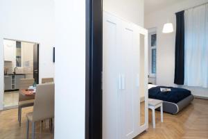 Ultra central large stylish apartment 1053 Budapest, Budapest, Kossuth Lajos utca 2 kép - 2