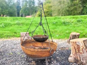 Κήπος έξω από το Hay's Wood Retreat - Holiday Cottages