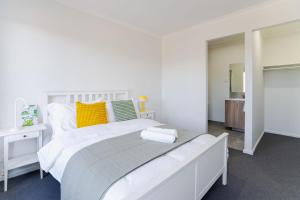 Billede fra billedgalleriet på Charming 3BR Home with Study in Junction Village i Cranbourne + 26 billeder