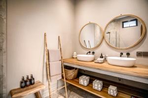 Ένα μπάνιο στο Villa Bayu by Alfred in Bali