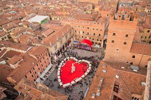 Nespecifikovaný výhled na destinaci Verona nebo výhled na město při pohledu z penzionu