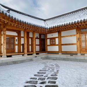 Φωτογραφία από το άλμπουμ του Hanok Stay Namwonyechon by Kensington σε Namwon