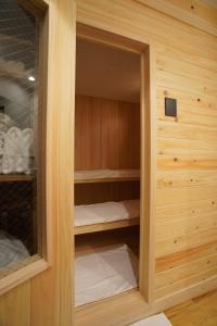 Letto o letti in una camera di Bird Hostel Palace Side Suite