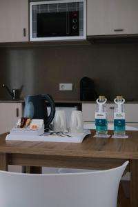 Kuchnia lub aneks kuchenny w obiekcie AluaSoul Menorca - Adults Only