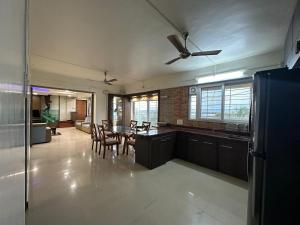 Fotografie z fotogalerie ubytování Siddharth Lake View Penthouse v destinaci Kolhápur