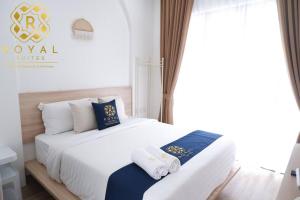 Ένα ή περισσότερα κρεβάτια σε δωμάτιο στο Royal Suites Home Villa 3BR with Private Pool - C9 +17 φωτογραφίες