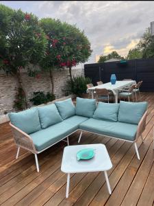 Khu vực ghế ngồi tại La maison du Bonheur 34