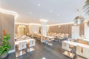 Restoran atau tempat lain untuk makan di Hotel Barry