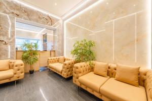Ruang duduk di Hotel Barry