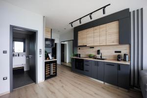 Fotografie z fotogalerie ubytování Panorama Corner Residence - Pool, Sauna, Parking v destinaci Alsóörs + 38 fotografií