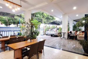 Гостиная зона в House n Coffee 55 Temanggung RedPartner