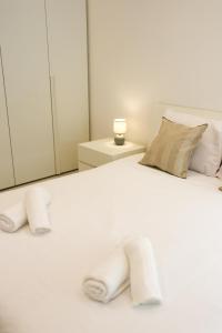 Vuode tai vuoteita majoituspaikassa Gorgeous 2BR Gozo Apt with private balcony & Pool by 360 Estates