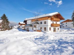 Apartment Sonnberg-1 by Interhome v zime