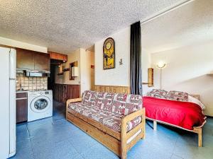 Kuchyň nebo kuchyňský kout v ubytování Apartment Vanoise B 752 by Interhome + 16 fotografií