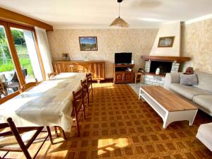 Μια τηλεόραση ή/και κέντρο ψυχαγωγίας στο Appartement versant du Soleil