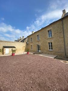 Το κτήριο όπου στεγάζεται  η παραθεριστική κατοικία