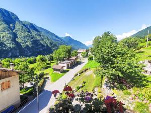 Landskap semula jadi dekat dengan rumah percutian