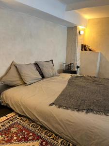 En eller flere senge i et værelse på Maruse's Apartment + 41 billeder