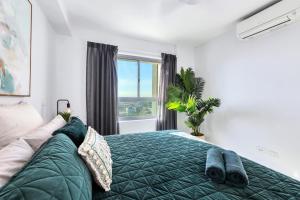 Postel nebo postele na pokoji v ubytování Simply The Best + 25 fotografií