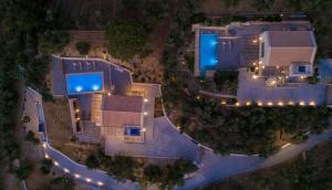 Bazén v ubytování Cossoro Villas Zakynthos nebo v jeho okolí