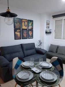 Posedenie v ubytovaní Selecta Apartamento con piscina en Calle Juzgado