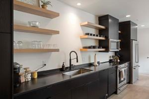 Kuchyň nebo kuchyňský kout v ubytování Zion Lofts Unit 4