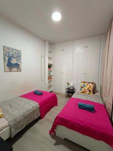 Postel nebo postele na pokoji v ubytování Private Room Heart Eixample