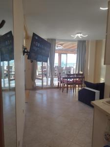 Afbeelding uit fotogalerij van Shipka Comfort like home in Chernomorets