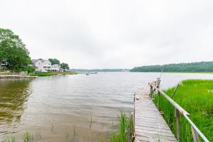 Imagen de la galería de Spacious 3BR Sunset Island Beach House, en Wareham 20 fotos más