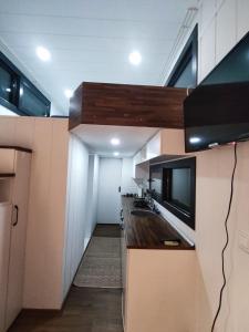 Kuchyň nebo kuchyňský kout v ubytování Dikili ZeyTiny House