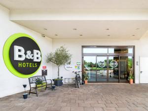 Certifikát, hodnocení, plakát nebo jiný dokument vystavený v ubytování B&B Hotel Milano-Monza + 27 fotografií