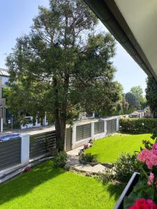 Zahrada ubytování B&B Villa Tersius + 37 fotografií