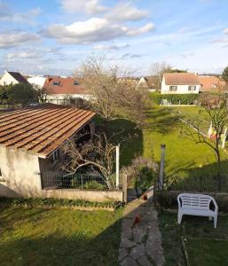 Fotografie z fotogalerie ubytování Maison des Poules Roses v destinaci Pierrelaye