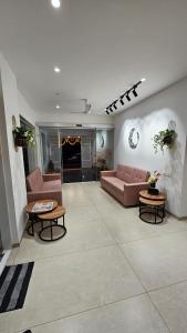 Gallery image of Hotel veesons executive in Solapur