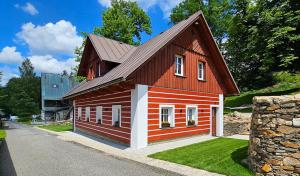 Budova, kde se apartmán nachází