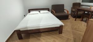 Posteľ alebo postele v izbe v ubytovaní Apartment Jerzmanowskiego Krakow