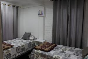 Cama ou camas em um quarto em Hostal Familiar S&G