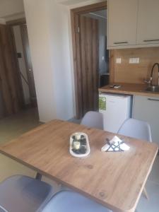 Kuchyň nebo kuchyňský kout v ubytování Smaragdi apartment