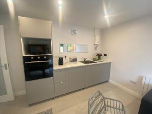Kuchyň nebo kuchyňský kout v ubytování Carrick on Shannon Cleaheen Self Catering