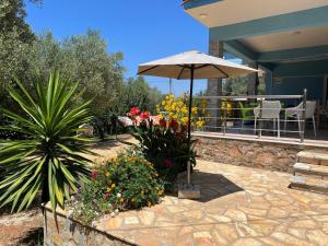 Balkón nebo terasa v ubytování Oni Apartments