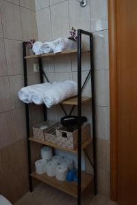 Palanda nebo palandy na pokoji v ubytování Yapyli Home + 22 fotografií
