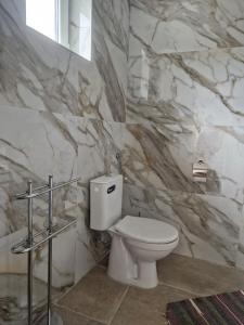Koupelna v ubytování Apartman Galerija
