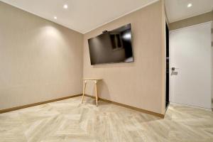 TV a/nebo společenská místnost v ubytování Daegu Hotel Rubato