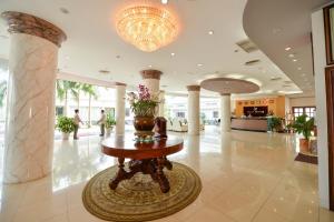 The lobby or reception area at Hoa Binh 1 Hotel