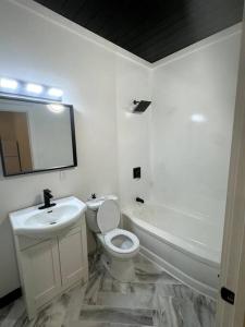 Ένα μπάνιο στο 1 BD Motel Condo with kitchenette - 12