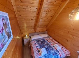 Posteľ alebo postele v izbe v ubytovaní Apartments Plitvice forest