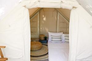 Postel nebo postele na pokoji v ubytování Alaya By Balai Norte Glamping