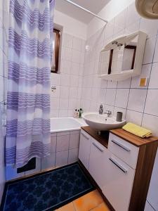 Ένα μπάνιο στο Apartman San Slunj Rastoke
